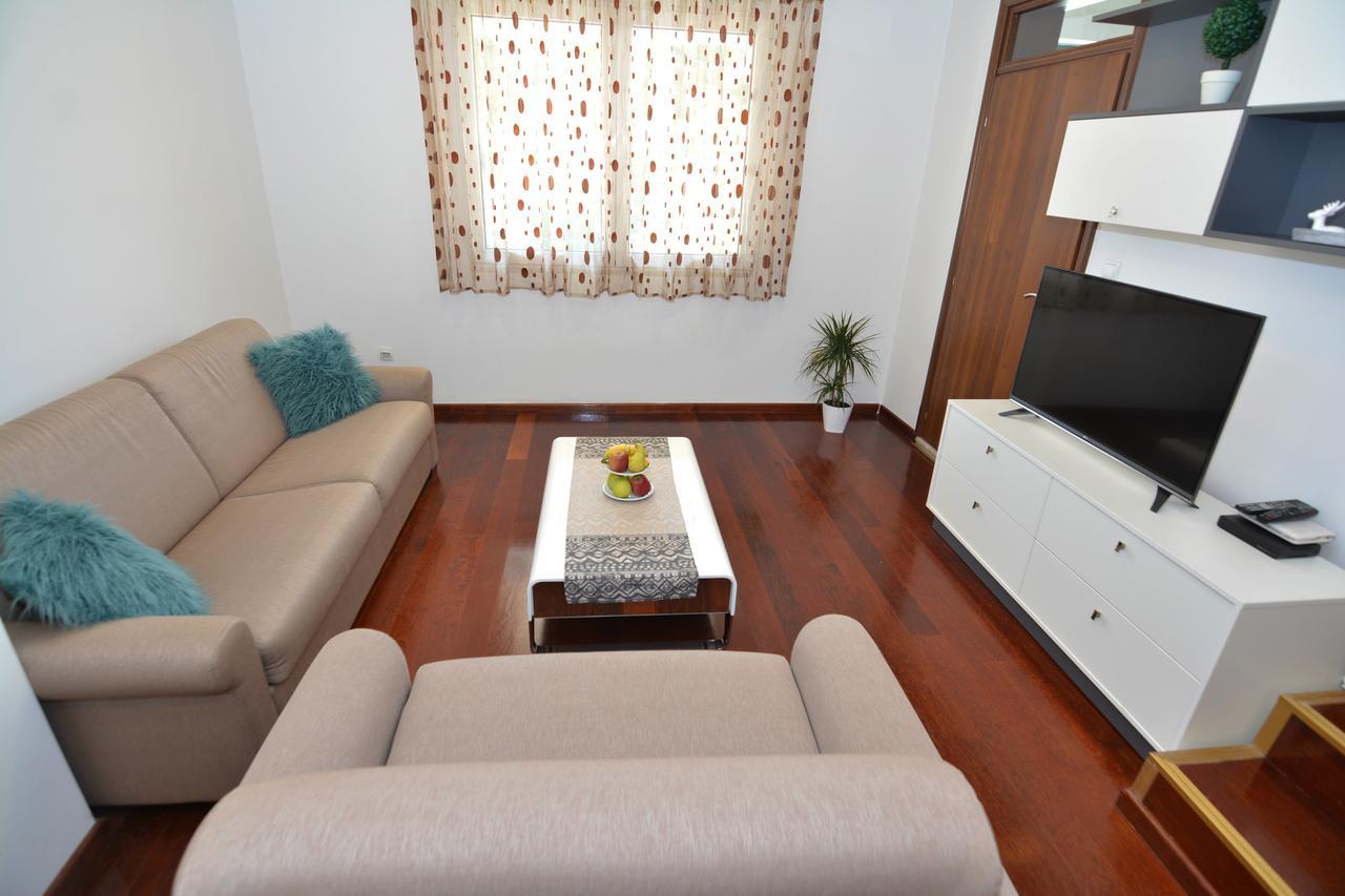 Tropicoco Apartments Tivat Kültér fotó