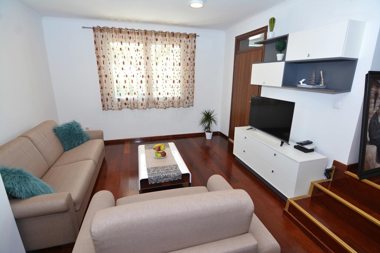 Tropicoco Apartments Tivat Kültér fotó