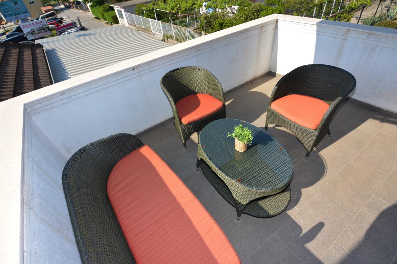 Tropicoco Apartments Tivat Kültér fotó