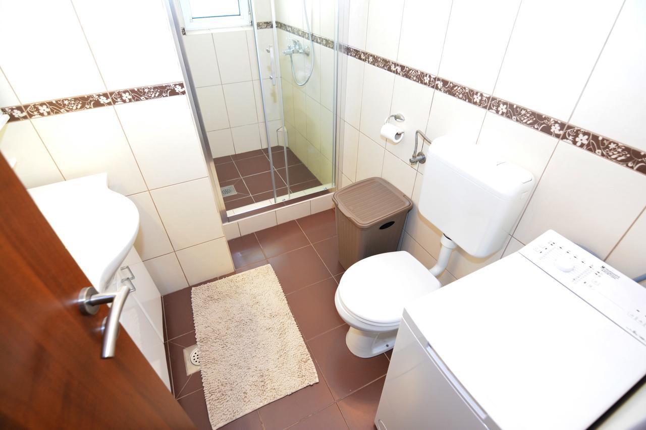 Tropicoco Apartments Tivat Kültér fotó