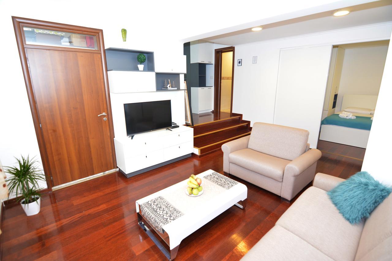 Tropicoco Apartments Tivat Kültér fotó