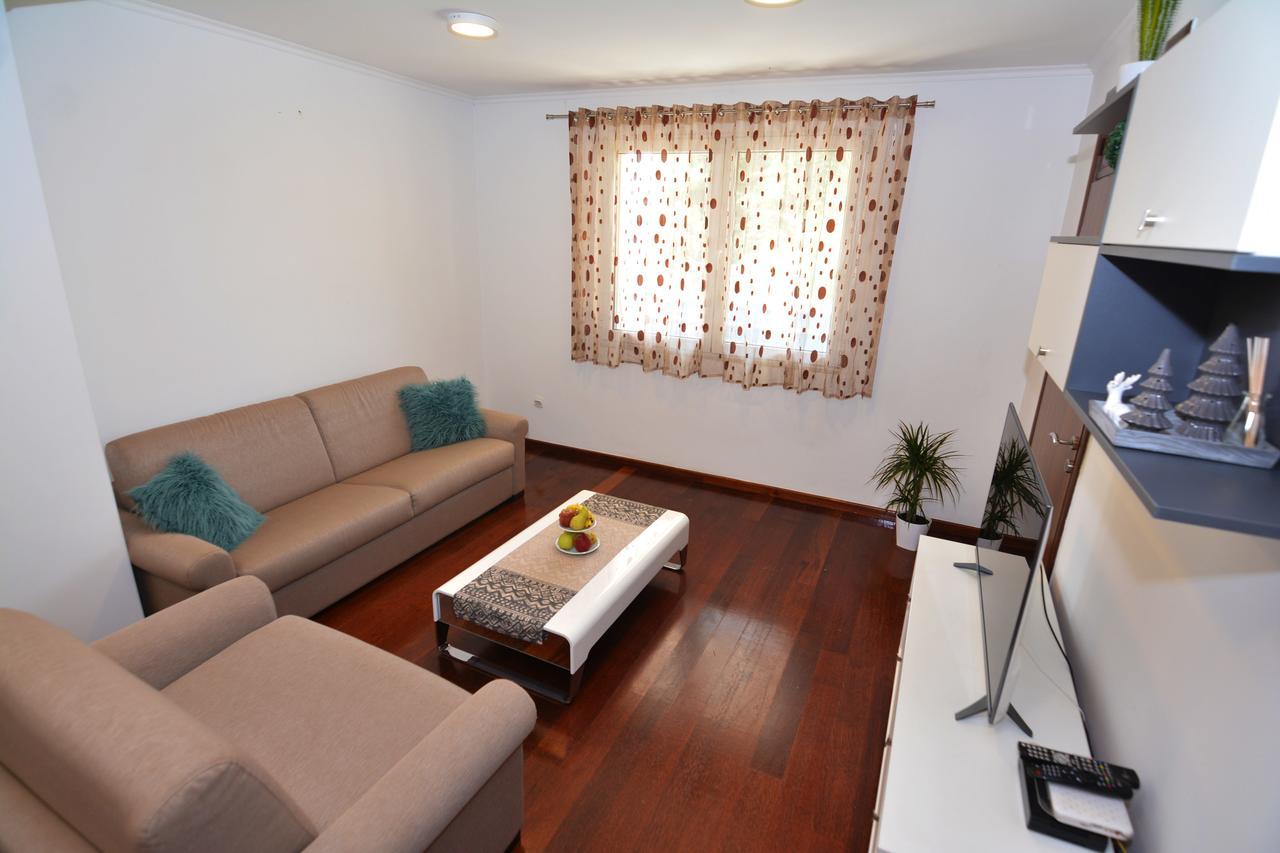 Tropicoco Apartments Tivat Kültér fotó