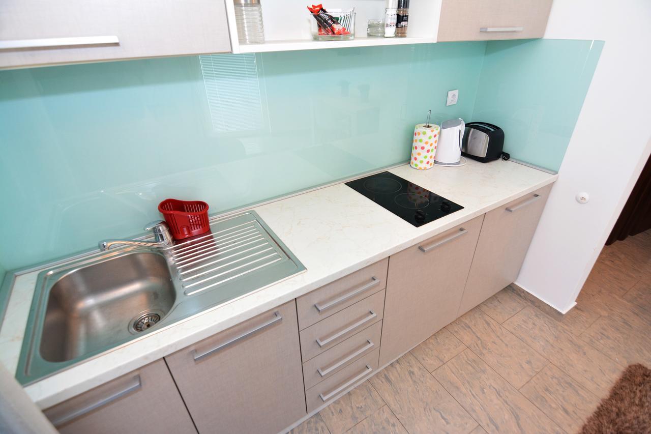 Tropicoco Apartments Tivat Kültér fotó